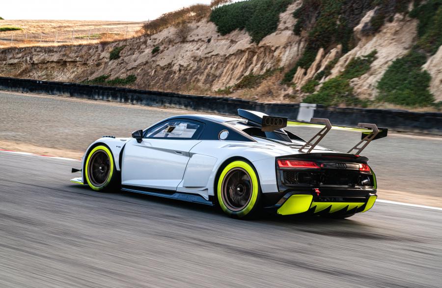  Audi R8 LMS GT2 2019 года  (фото 26 из 40)